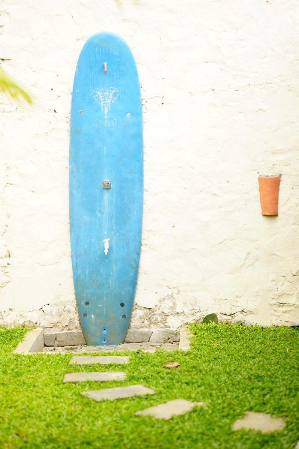 Ronaya Surf Waves Villa Dikwella Eksteriør bilde